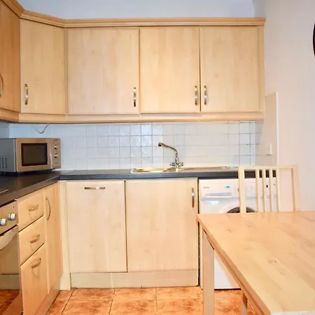 아파트 2 Bedroom Near Canal Dock *